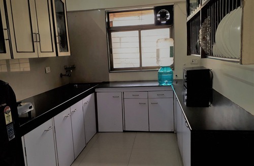 J B Nagar Hotel | Dragonfly Apartments Emerald
