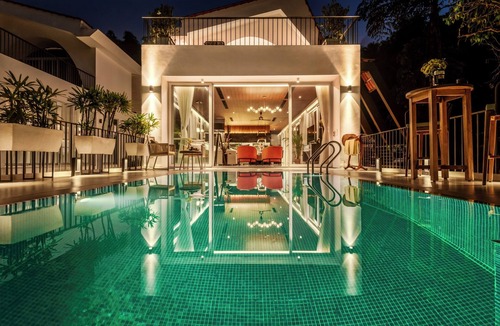 Siolim Villa | Dream - 4 BHK Villa w/Infinity Pool & Bathtub