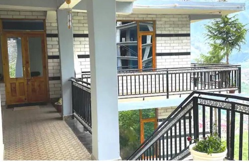Aleo House | Duplex Premium Suite l Snow Mountain View Balconynn