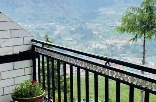 Aleo House | Duplex Premium Suite l Snow Mountain View Balconynn