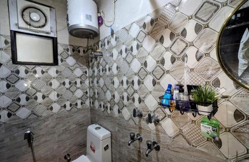 Dwarka Apartment | Dwarka 2bhk Inn