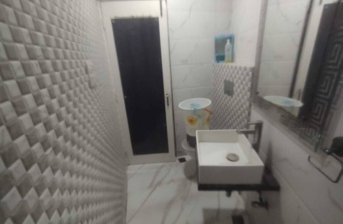 Delhi House | East Delhi Stays Inn