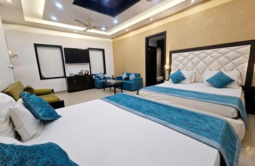 Bareilly Hotel | East Lite Hotel