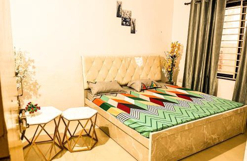 Bhopal Villa | East Street Eleven