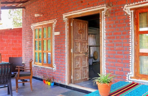Khodala Cottage | Eco friendly lake facing cottages surrounded by Nature