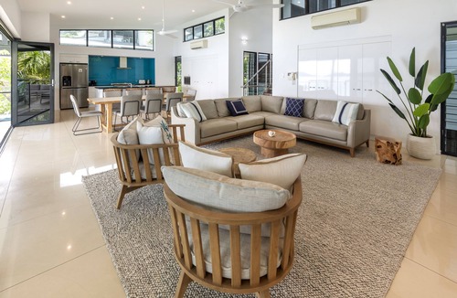 Hamilton Island Apartment | Edge Penthouse, Stunning Penthouse on Hamilton Island