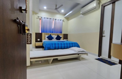 Sealdah Hotel | Eennra North Guest House