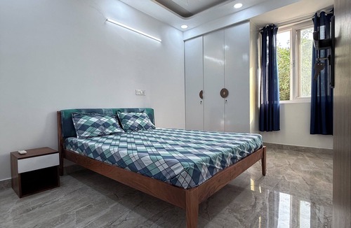 New Delhi Apartment | Elegant 2 BHK fully furnished Flat
