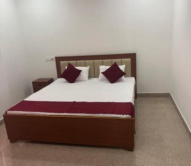 Samaguri House | Elegant Guest House