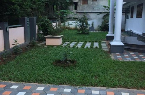 Veliyathunadu House | Elegant River Front Villa