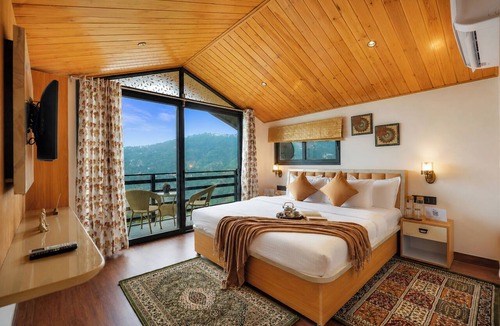 Kasauli Villa | ELIVAAS Kosh Oakmere 5BHK Villa w Pool