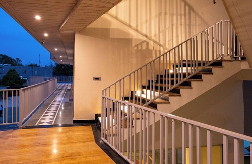 Bedla Apartment | ELIVAAS Miran with shared Pool & Garden