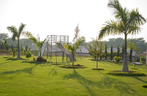 Taoru Villa | ELIVAAS Signature 5 BHK With Pvt Pool & Garden - Zenora