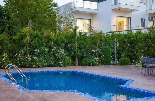 Bhiwadi Villa | ELIVAAS Signature AdhiVa 5-BHK Farmhouse with Private Pool, Bar & Lush Garden