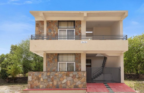 Udaipur District Villa | ELIVAAS Signature Hiara Karma 5BHK Villa