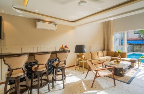 Gauravaddo Villa | ELIVAAS Signature Solace AquaVista 5-BHK Villa with Private Pool, Lounge Area & Bar