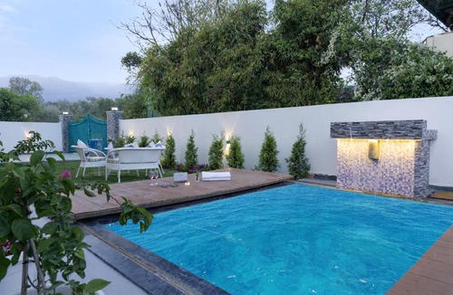 Bullawala Villa | ELIVAAS Signature The Kimadi House 4-BHK English-Style Villa With Rooftop, Pool & Mussoorie Views