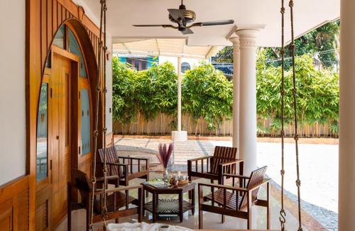 Mamangalam Villa | ELIVAAS Signature Valiyaveetil Mansion 5-BHK Mansion With Private Pool, Home Theatre & Garden Near New Marine Drive