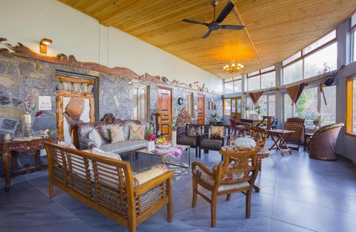 Bhediyana Villa | ELIVAAS Signature Zephyr Sierra - 2 BHK Hillside Retreat With Common Pool, Gym & Restaurant