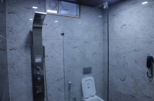 Tirupattur Hotel | Emerald Dove
