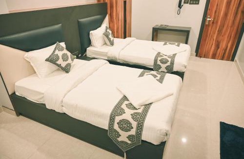 Sualkuchi Hotel | Empire Regency