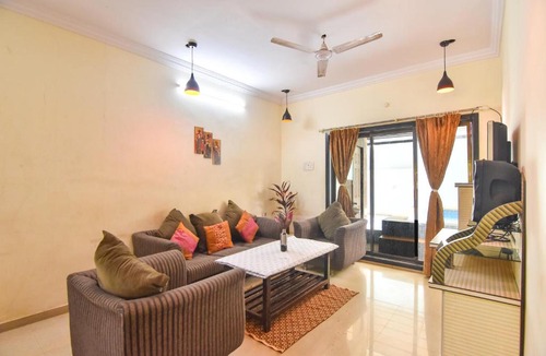 Kune N.m. Villa | EMPYREAN STAYS ll3bhk White Pearl ll AC ll POOL ll FREE WIFI