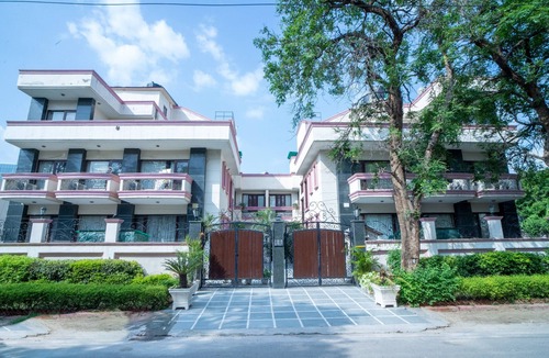 DLF Phase 3 Apartment | Enkay Residency V Block-Cyber City