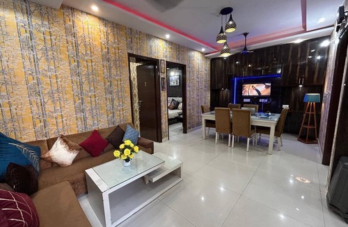 Zirakpur Apartment | Entire 3bhk Luxury Flat in Zirakpur-panchkula-chandigarh-mohali, Punjab, India