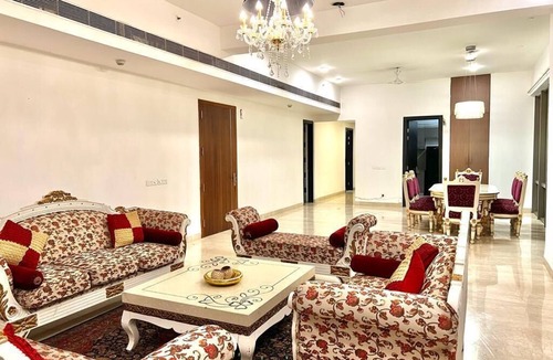 Vasant Kunj Apartment | Entire Luxury 2BHK Flat for Parties/Family