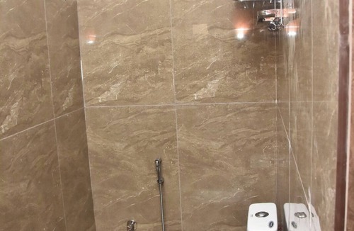 Rameshwaram Hotel | EPR Residency