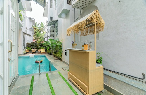 Gauravaddo Villa | Esh Cottages Birch | Hillside 4-BHK Hideaway With Lush Garden, Common Pool, & Gaming Zone