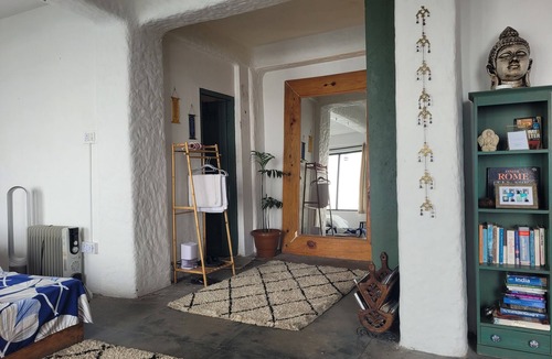 Dharamshala Bed & Breakfast | Experience the beauty of nature at Bímil/East. Relax in our cozy bed & breakfast