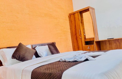 Vayittiri Hotel | Fa Stay inn Wayanad
