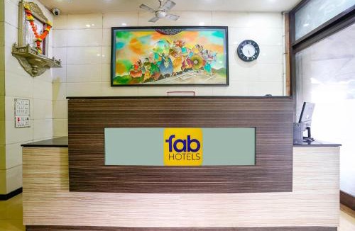 Kalamboli Hotel | FabExpress Guru Heritage