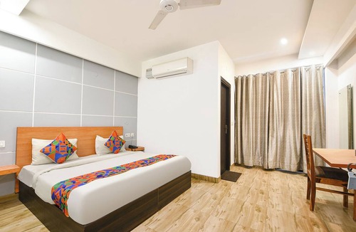 DLF Phase 3 Hotel | FabHotel A V Homes - Navjeevan Hospital & Maternity Centre