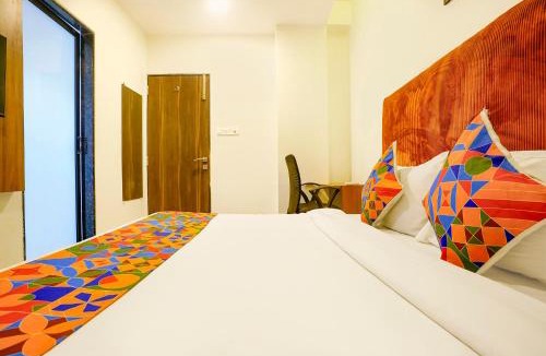 Andheri Hotel | FabHotel Amfahh Inn - Nr-Kokilaben Hospital