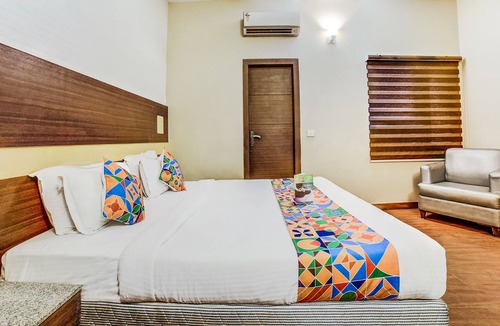 Vaishali Nagar Hotel | FabHotel Aqua
