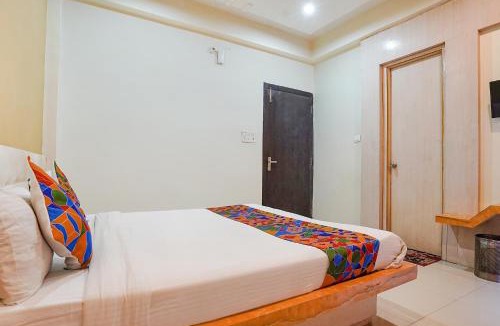 Allahabad Hotel | FabHotel Bliss Inn