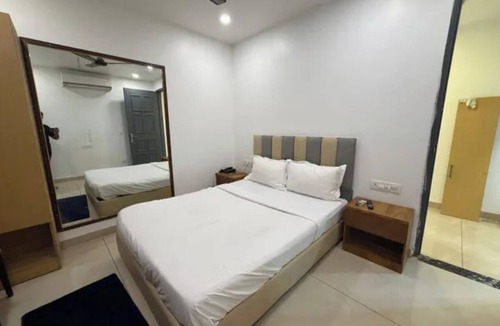 Pashim Vihar Hotel | Fabhotel D2 Pachim Vihar
