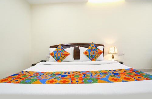 Wazirpur Hotel | FabHotel F9 NSP - Near Pacific Mall Pitampura