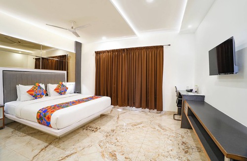 Kelambakkam Hotel | Fabhotel Grand & Resorts