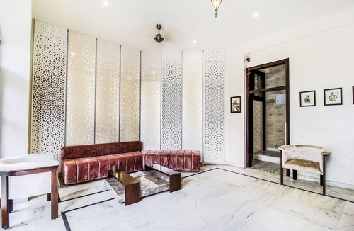 Vaishali Nagar Hotel | Fabhotel Jaipur Villa