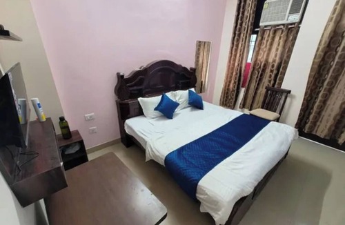 Jagatpura Hotel | Fabhotel Kartik Inn