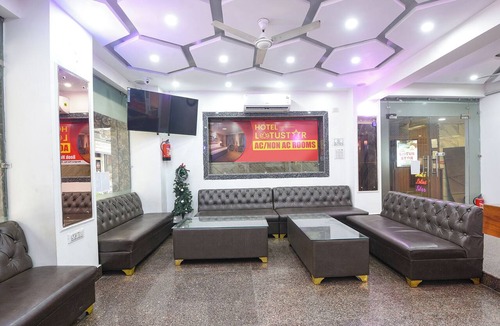 Sector D Hotel | Fabhotel Lotus Star