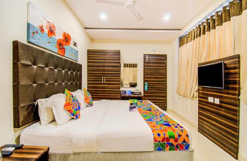HITEC City Hotel | Fabhotel Pearl City - Nr Jubilee Enclave, Hitech City