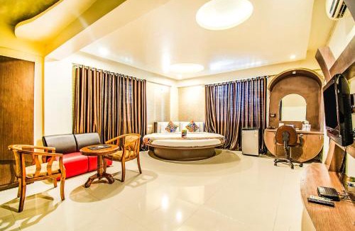 Hinjawadi Hotel | FabHotel Prime Sanket Inn, Phoenix Mall