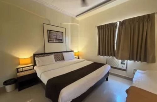 Fontainhas Hotel | Fabhotel Ria Residency