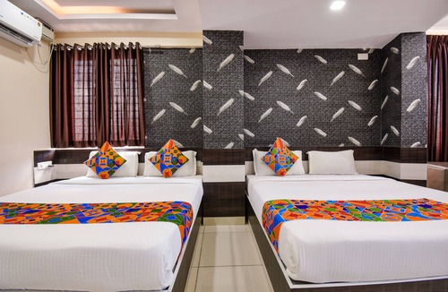 Yelahanka Hotel | Fabhotel Rotano Suites
