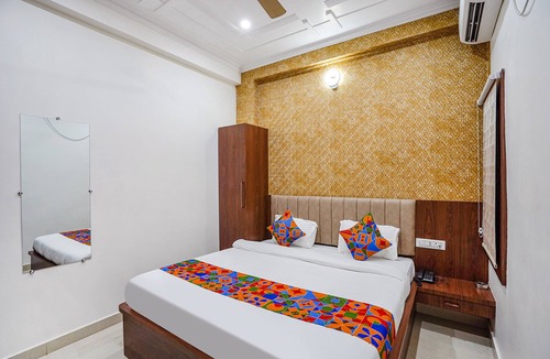 Varanasi Hotel | Fabhotel Siddhant