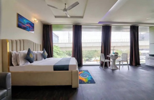 Pashim Vihar Hotel | Fabhotel Swastik